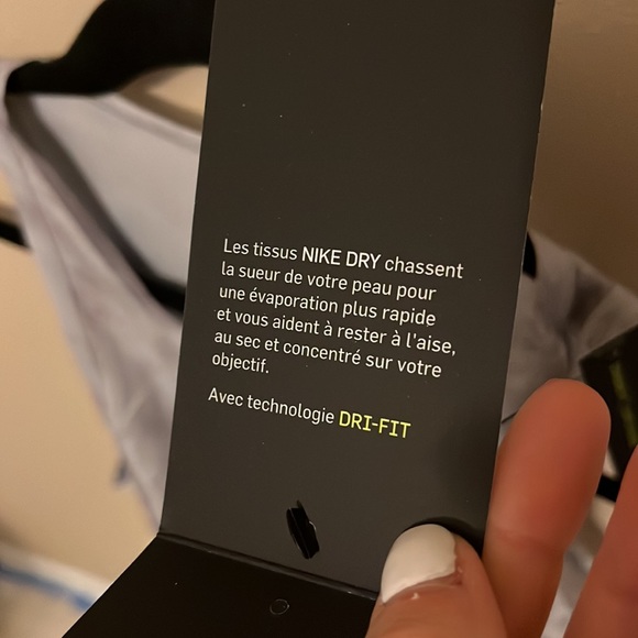 NWT // Nike Women’s Running Tank - Picture 6 of 9